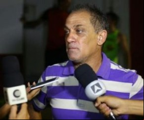 Celso Teixeira volta ao futebol piauiense depois de comandar Fla-PI duas vezes.(Imagem:TV Clube)