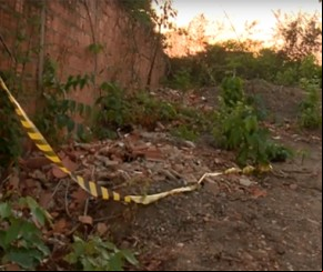 Testemunha presencia desova de corpo achado com mais de dez perfurações na zona Leste de Teresina.(Imagem:florianonews.piauiconectado.com)