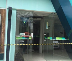Bando desliga câmeras e leva R$80 mil de instituição financeira.(Imagem:florianonews.piauiconectado.com)
