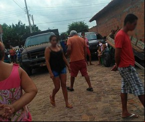 Homens armados invadem casa e matam homem com 16 tiros.(Imagem:florianonews.piauiconectado.com)