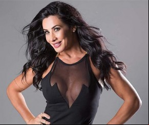Scheila Carvalho pede indenização à ex-amante de seu marido.(Imagem:Famosidades)