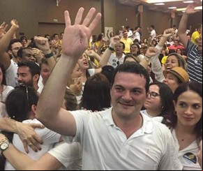 Celso Barros é eleito novo presidente da OAB com 41% dos votos válidos.(Imagem:florianonews.piauiconectado.com)