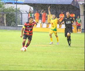 Picos vai para cima do Flamengo e ganha de virada no Lindolfo Monteiro.(Imagem:florianonews.piauiconectado.com/)