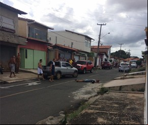 Suspeito de assalto é baleado na Capital e comparsa foge.(Imagem:florianonews.piauiconectado.com)