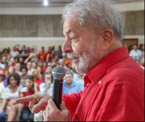 Lula ataca Lava Jato e diz não ser pombo para usar tornozeleira.(Imagem:Folha Press)