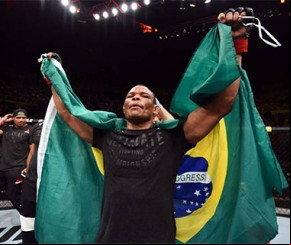 Após duas lutas canceladas, Massaranduba voltará ao UFC em julho.(Imagem:Divulgação)