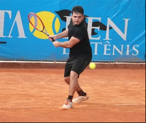Sávio Amorim conquista tricampeonato no Circuito Piauiense de Tênis.(Imagem:Ramiro Pena)