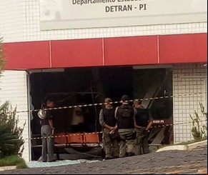 Posto terá serviço suspenso após arrombamento.(Imagem:florianonews.piauiconectado.com)