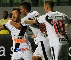 Rossi brilha e conduz virada do Vasco sobre o Atlético-MG.(Imagem:Carlos Gregório Jr)