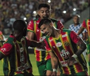Sampaio e Confiança classificados para a Série B em 2020.(Imagem:Elias Au)