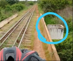 Ponte cedeu, diz mãe de jovem que caiu ao tirar selfie em Castelo do Piauí.(Imagem:florianonews.piauiconectado.com)