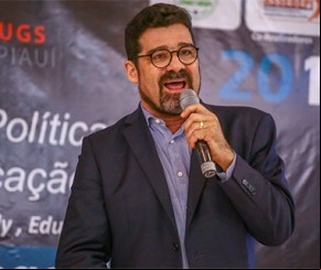 Promotor Sérgio Harfouch(Imagem:florianonews.piauiconectado.com)