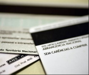 ANS suspende venda de 17 planos de saúde de três operadoras.(Imagem:Folha Press)