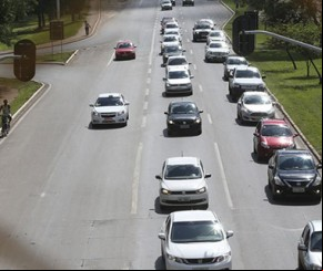 Piauí tem até dia 24 para implantar placas de veículos com padrão Mercosul.(Imagem:florianonews.piauiconectado.com)