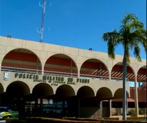PM abrirá processo istrativo contra policiais militares presos.(Imagem:florianonews.piauiconectado.com)