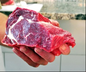 Polícia investiga quadrilha especializada na venda clandestina de carnes.(Imagem:florianonews.piauiconectado.com)