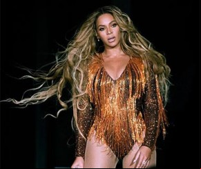 Beyoncé é acusada de praticar bruxaria e magia negra.(Imagem:Instagram)