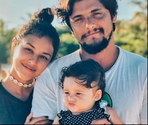 Bruno Gissoni rebate seguidora que diz sentir dó de sua filha.(Imagem:Instagram)
