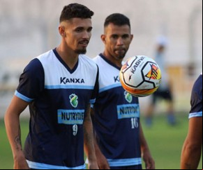De volta ao Altos, Manoel quer menos erros e mais conquistas.(Imagem:Catarina Malheiros)