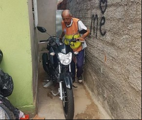Mototaxista é preso suspeito de dar golpe e publicar na internet.(Imagem:florianonews.piauiconectado.com)