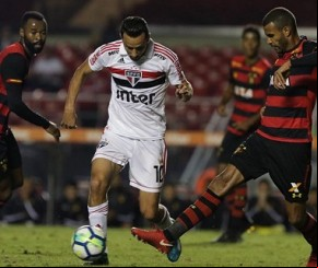 São Paulo empata com o Sport e perde chance de retornar ao G4.(Imagem:Rubens Chiri)