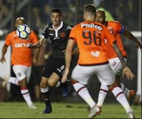 Vasco cede empate ao Atlético-PR e segue em apuros no Brasileiro.(Imagem:Rafael Ribeiro)