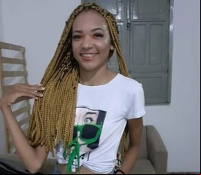 Aryane Rodrigues Guimarães, de 18 anos, está desaparecida.(Imagem:Divulgação)