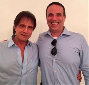 Roberto Carlos e o filho Dudu Braga.(Imagem:Fornecido por Gero Comunicação Ltda.)