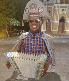 Orquestra Sanfônica Canta Luiz emociona público em Floriano com tradições juninas.(Imagem:FlorianoNews)