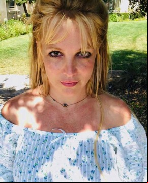 Advogado de Britney Spears a compara a paciente em coma por não poder  processo(Imagem:Reprodução)