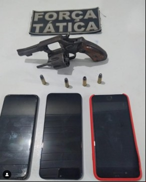 Polícia Militar de Floriano desmantela ponto de drogas no bairro Nossa Senhora da Guia.(Imagem:Reprodução/Instagram)