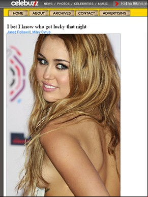 Miley Cyrus deixa seio à mostra(Imagem:Divulgação)