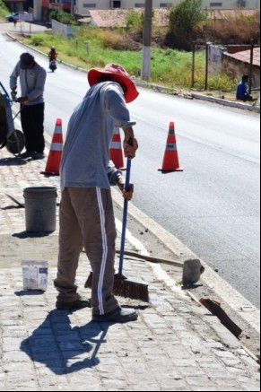 Canteiros centrais de Floriano am por recuperação(Imagem:SECOM)