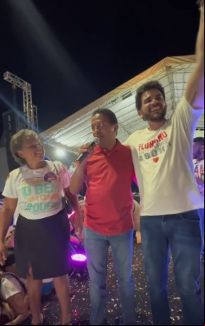 Deputado federal Dr. Francisco Costa celebra convenção histórica em Floriano.(Imagem:Reprodução/Instagram)