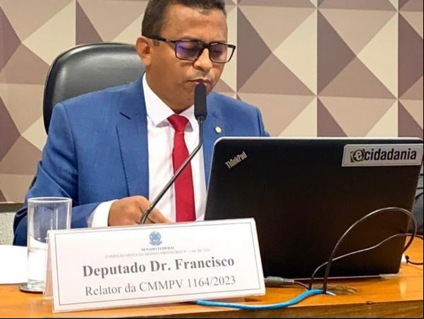 Francisco Costa amplia debate sobre Bolsa Família em audiência com representantes da sociedade civil.(Imagem:Reprodução/Instagram)