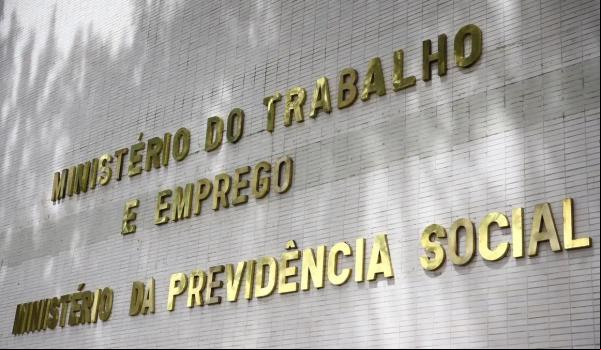 Uma das propostas é reajuste de 52% no auxílio-alimentação.(Imagem:Marcelo Camargo/Agência Brasil)