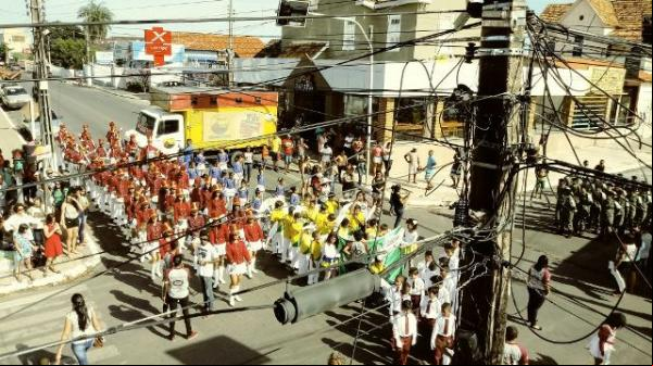 Ginásio Primeiro de Maio celebra 61 anos de fundação com desfile cívico. (Imagem:FlorianoNews)
