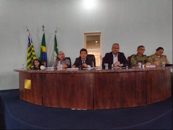 Câmara Municipal de Floriano realiza Audiência Pública para debater segurança nas escolas(Imagem:FlorianoNews)