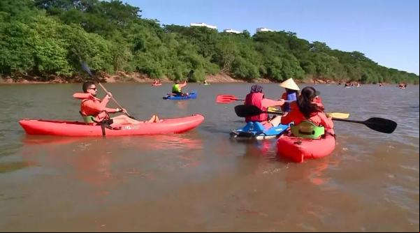  Desafio Entre Rios: piauienses fazem eio pelo Rio Poti, em Teresina.(Imagem: TV Clube )