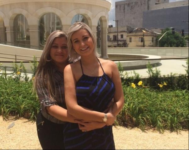 Andressa Urach com a mãe, Marisete.(Imagem:Divulgação)