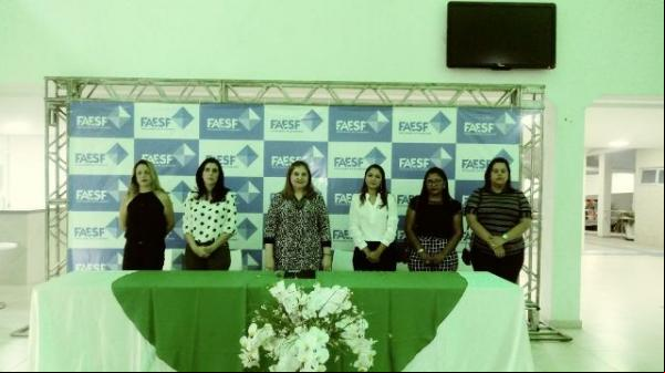 Apresentação musical marca abertura da XII Semana de Enfermagem da FAESF.(Imagem:FlorianoNews)