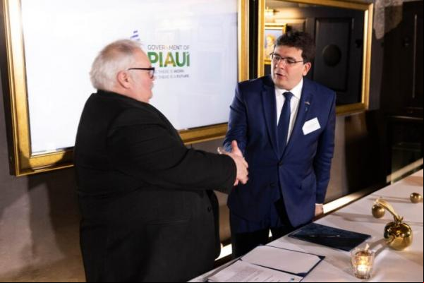Rafael Fonteles assina acordo de cooperação internacional na Estônia.(Imagem:Oleg Hartsenko)