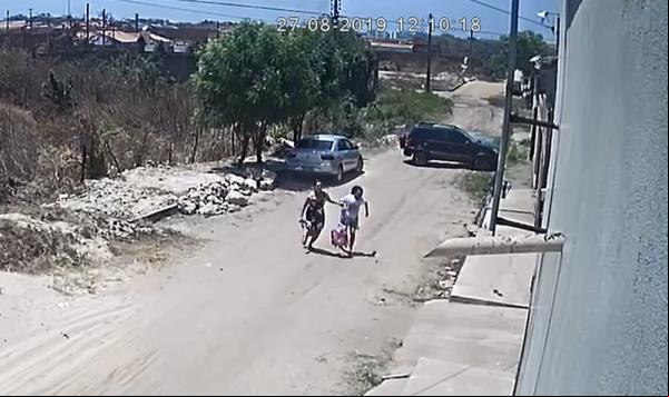 Criminosos roubam dois veículos em menos de uma hora na Zona Sul de Teresina.(Imagem:Reprodução)