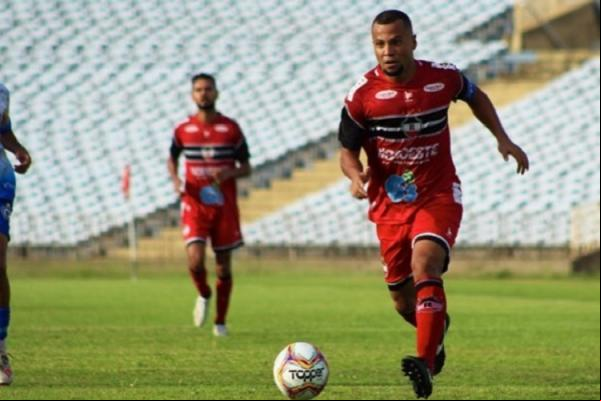 O adversário entrou em campo apenas para cumprir o que determinava a tabela porque já não tinha qualquer possibilidade de chegar às finais da competição. O tricolor precisava vence(Imagem:Reprodução)