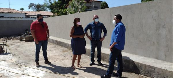 Prefeito Joel visita obras de reestruturação de escolas municipais(Imagem:FlorianoNews)