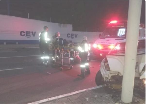 Grave colisão deixa irmãos feridos na avenida Frei Serafim em Teresina(Imagem:Reprodução)