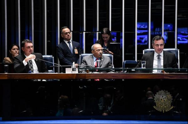 Senado aprova restrição às
