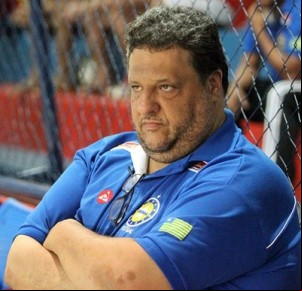 Paulo Cristófani, técnico do Crensa, aprova desempenho do time.(Imagem:Zerosa Filho/CBFS)