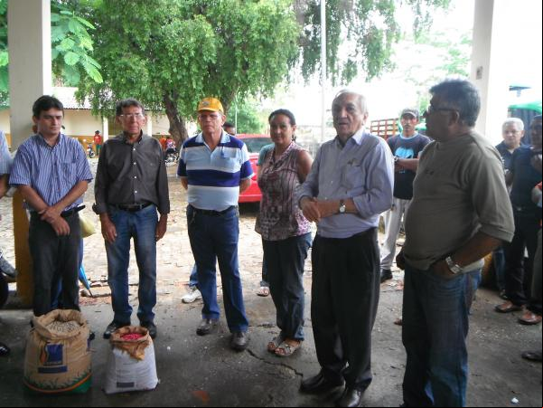 Pequenos produtores rurais de Floriano recebem sementes de milho e feijão.(Imagem:FlorianoNews)