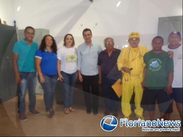 Prefeito assina convênio e aumenta ree de verba à APAE de Floriano.(Imagem:FlorianoNews)